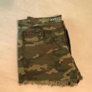 American Eagle Camo High rise shorts size 10
